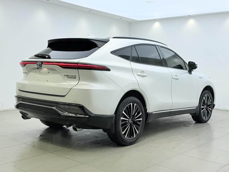 Toyota Venza, 2022 — фото 6 из 12