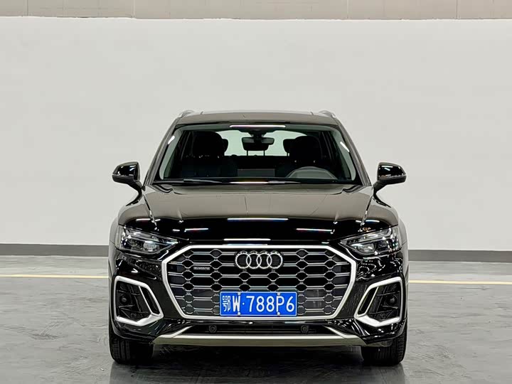 Audi Q5L, 2024 — фото 2 из 9