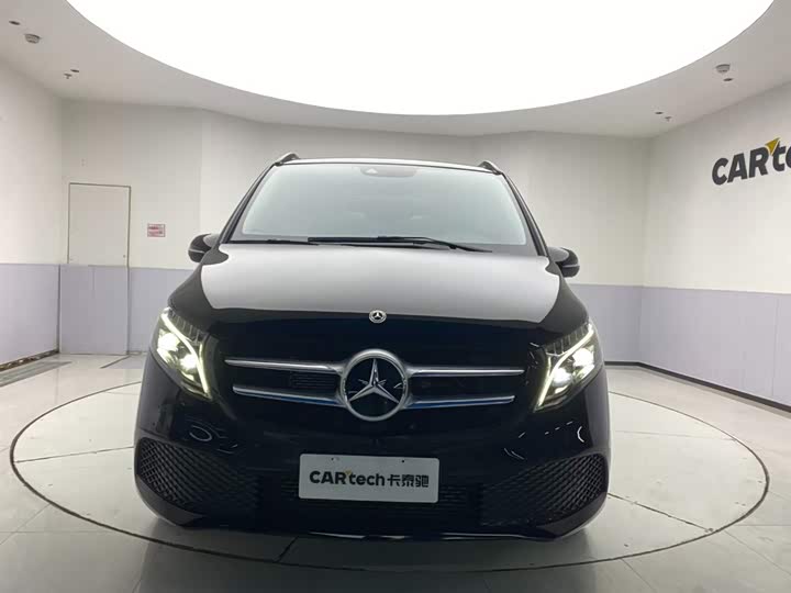 Mercedes-Benz V-Class, 2024 — фото 3 из 9