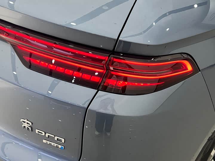 BYD Song Pro Hybrid, 2025 — фото 6 из 9
