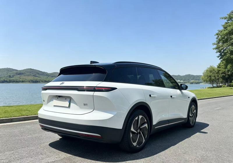 Nio ES6, 2024 — фото 6 из 10