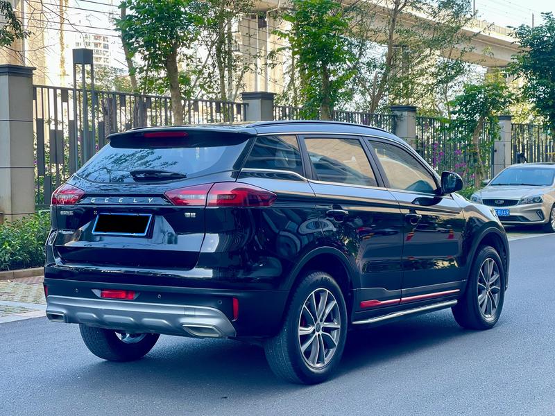 Geely Atlas, 2021 — фото 6 из 10
