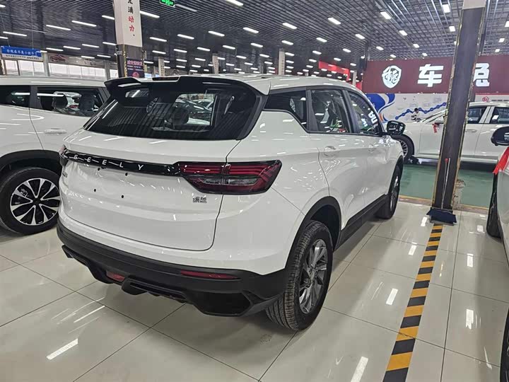 Geely Coolray, 2025 — фото 5 из 9