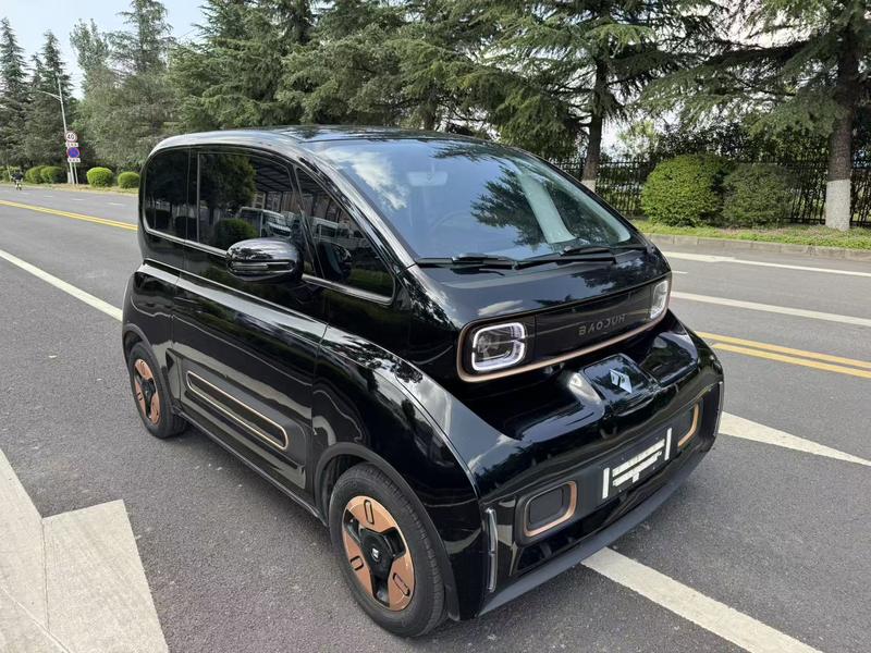 Baojun KiWi EV, 2022 — фото 3 из 10