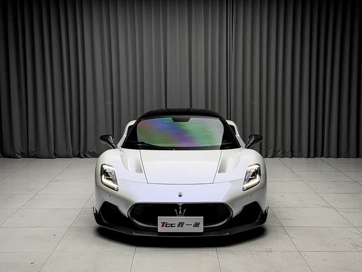 Maserati MC20, 2022 — фото 3 из 9