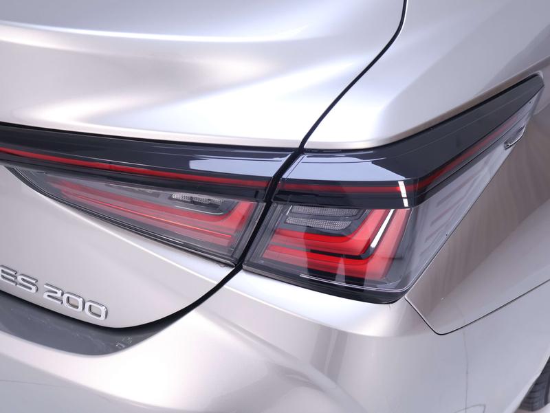Lexus ES, 2025 — фото 6 из 12