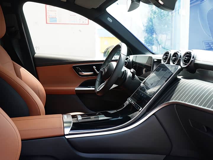 Mercedes-Benz GLC-Class, 2023 — фото 6 из 9
