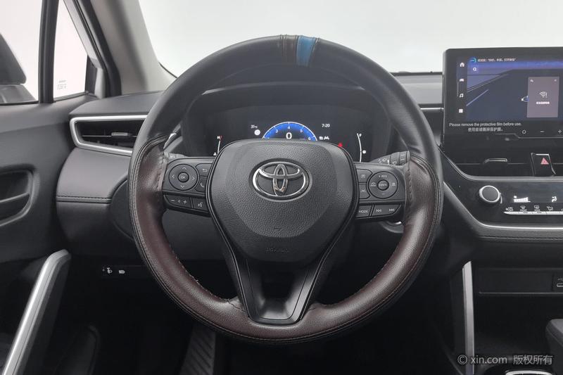 Toyota Corolla Cross, 2023 — фото 9 из 12
