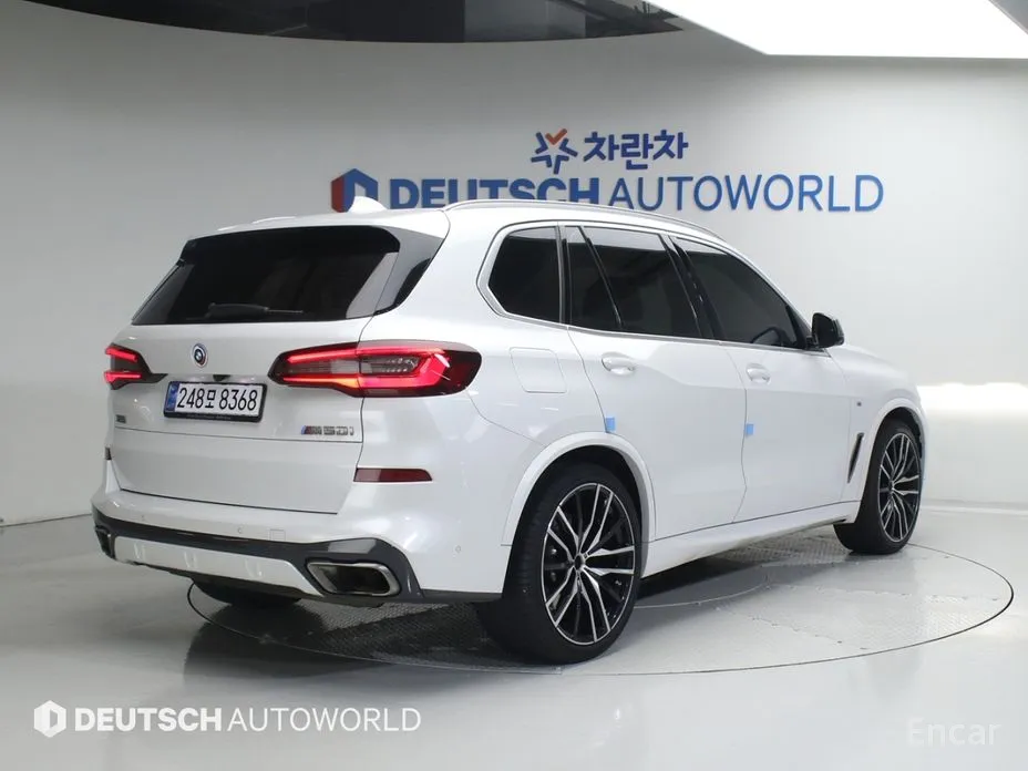 BMW X5, 2022 — фото 2 из 2