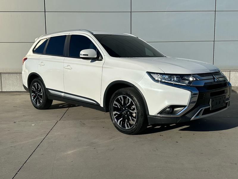 Mitsubishi Outlander, 2021 — фото 3 из 12