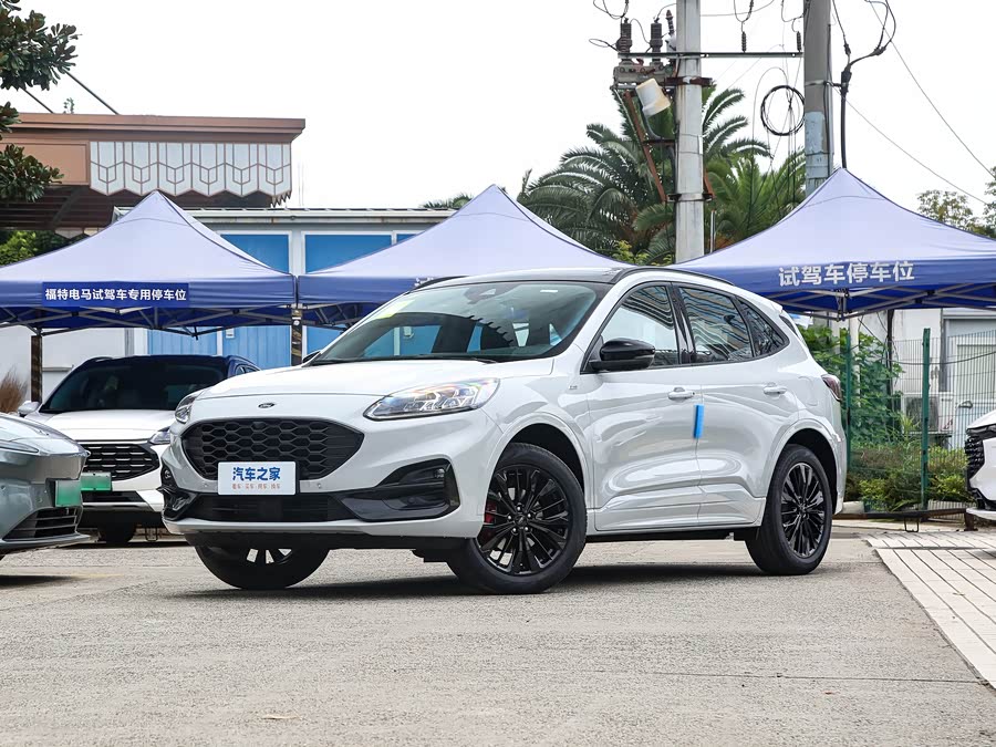 Ford Escape, 2026 — купить в Туле под ключ