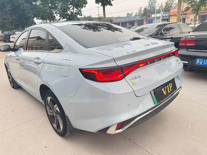 Geely Emgrand L Hi·P Hybrid, 2022 — фото 4 из 7