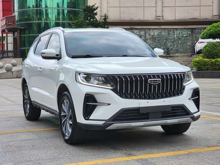 Geely Vision X6, 2023 — фото 3 из 9