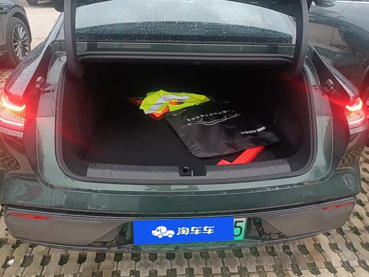 Geely Galaxy Starshine 8 EM-i, 2025 — фото 4 из 9