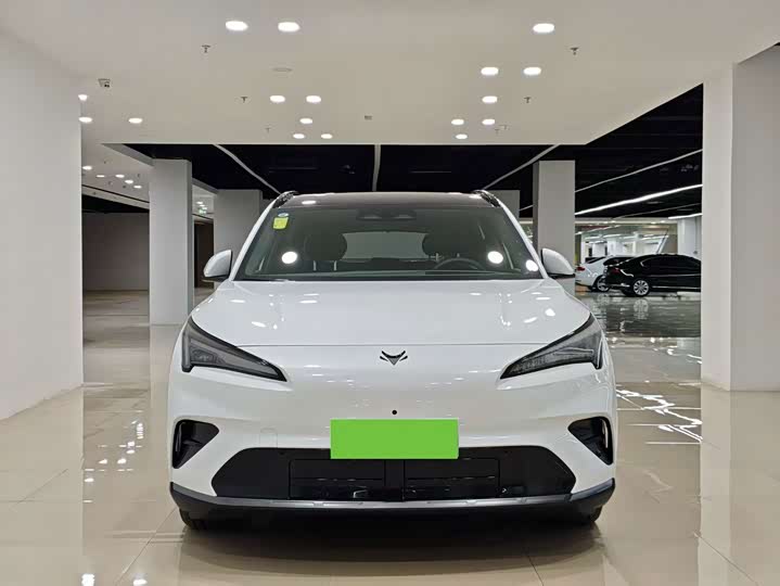 BAIC Arcfox Alpha T5, 2025 — фото 4 из 9