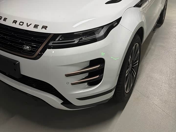 Land Rover Range Rover Evoque L, 2026 — фото 4 из 9