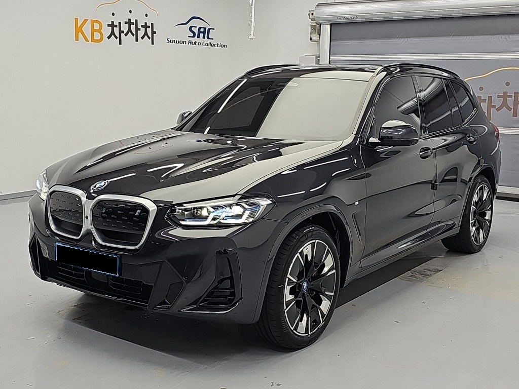 BMW iX3, 2025 — фото 2 из 12
