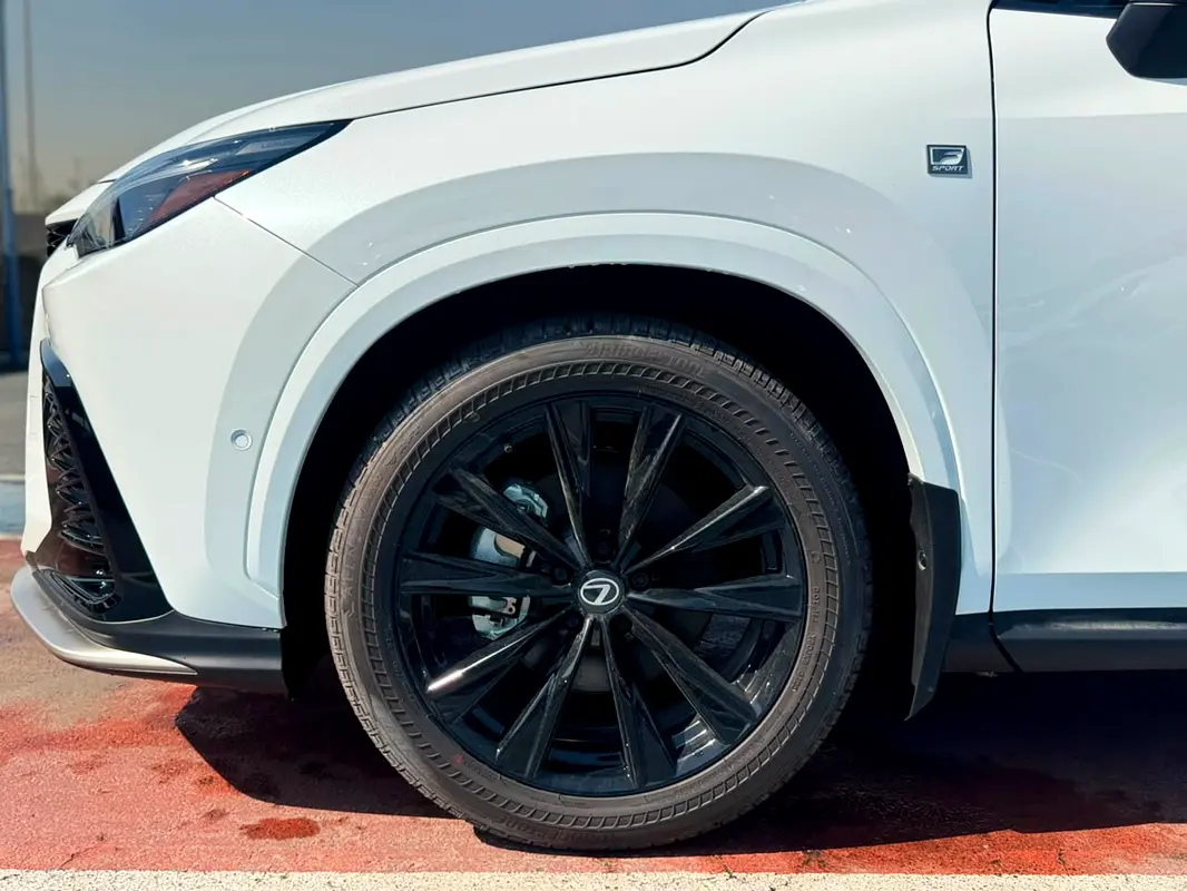 Lexus NX-Series, 2026 — фото 4 из 10