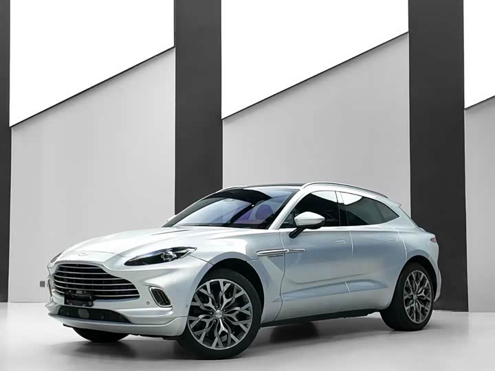 Aston Martin DBX, 2023 — купить в Иванове под ключ