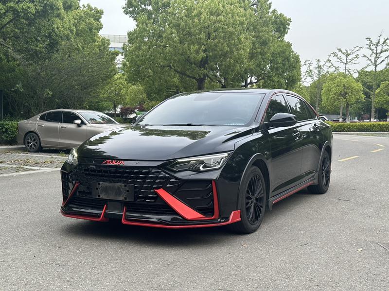 Dongfeng Aeolus Yixuan Max, 2022 — купить в Воронеже под ключ