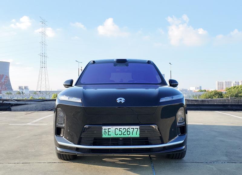Nio ES8, 2025 — фото 2 из 12