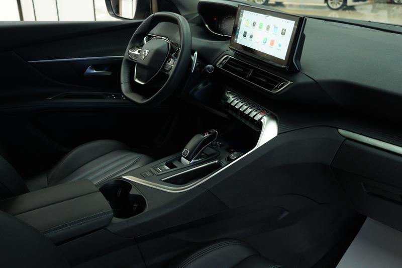 Peugeot 5008, 2022 — фото 10 из 12