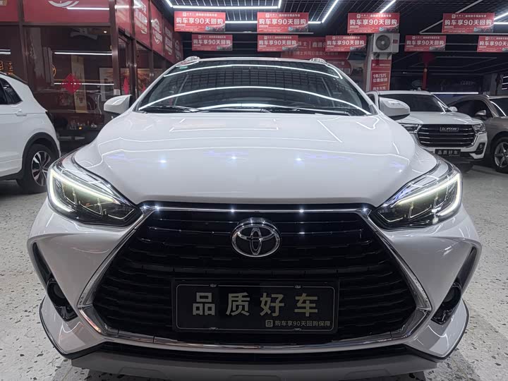 Toyota Yaris L Hatchback, 2022 — фото 2 из 9