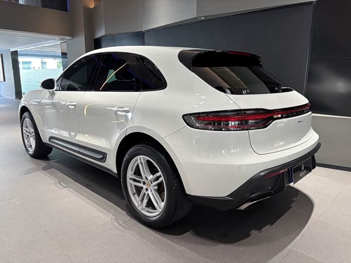 Porsche Macan, 2022 — фото 5 из 9