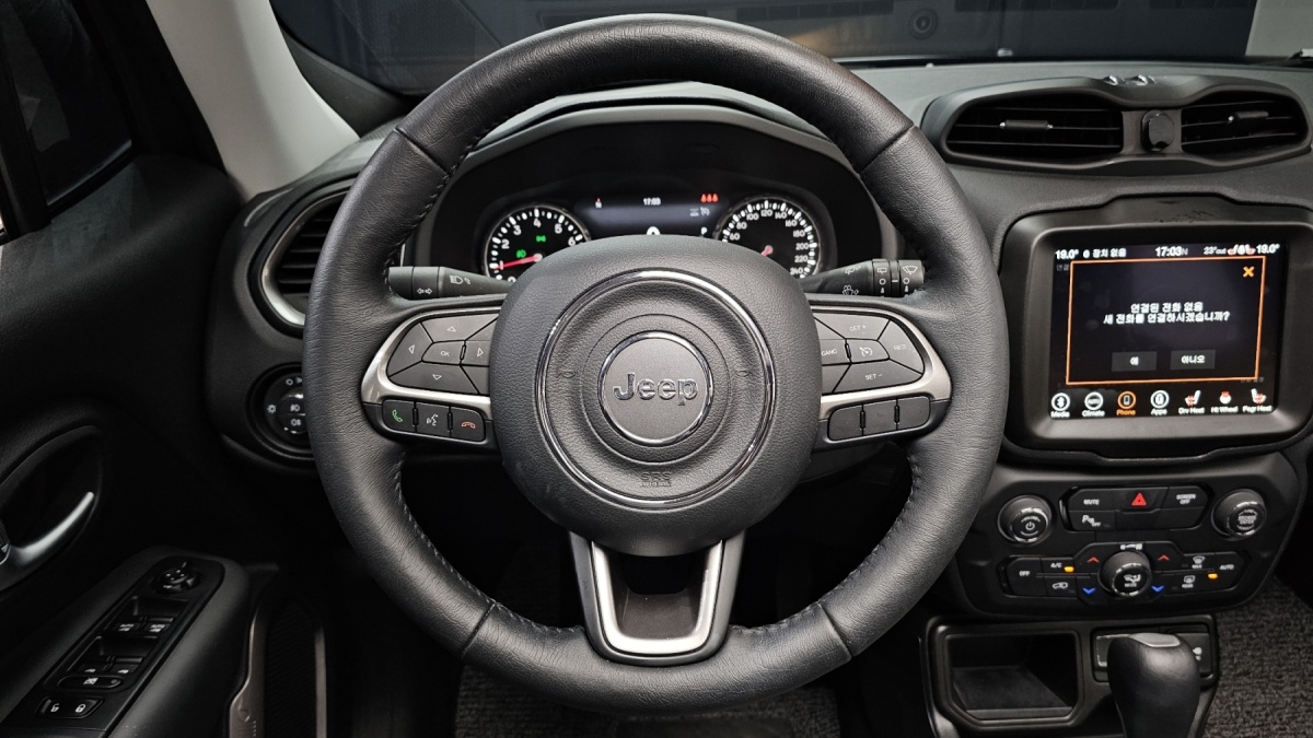 Jeep Renegade, 2022 — фото 12 из 12