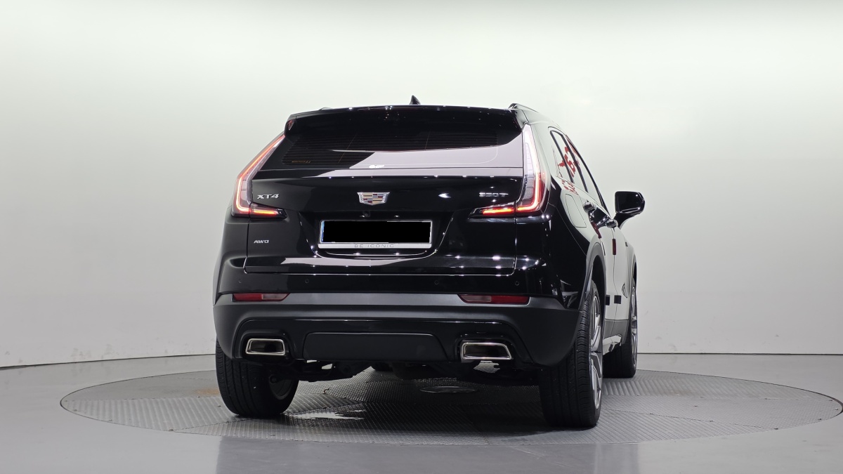 Cadillac XT4, 2023 — фото 4 из 12