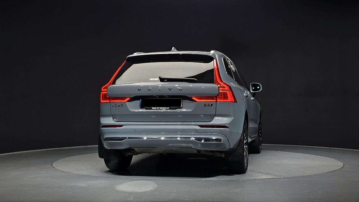Volvo XC60, 2022 — фото 4 из 12