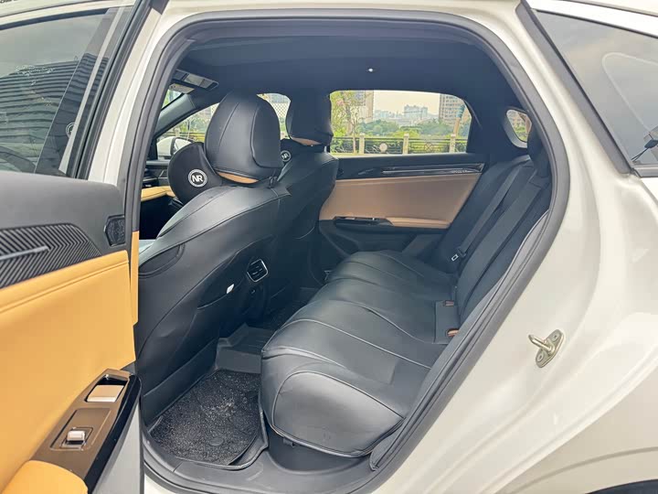 Geely Galaxy L6, 2023 — фото 7 из 9