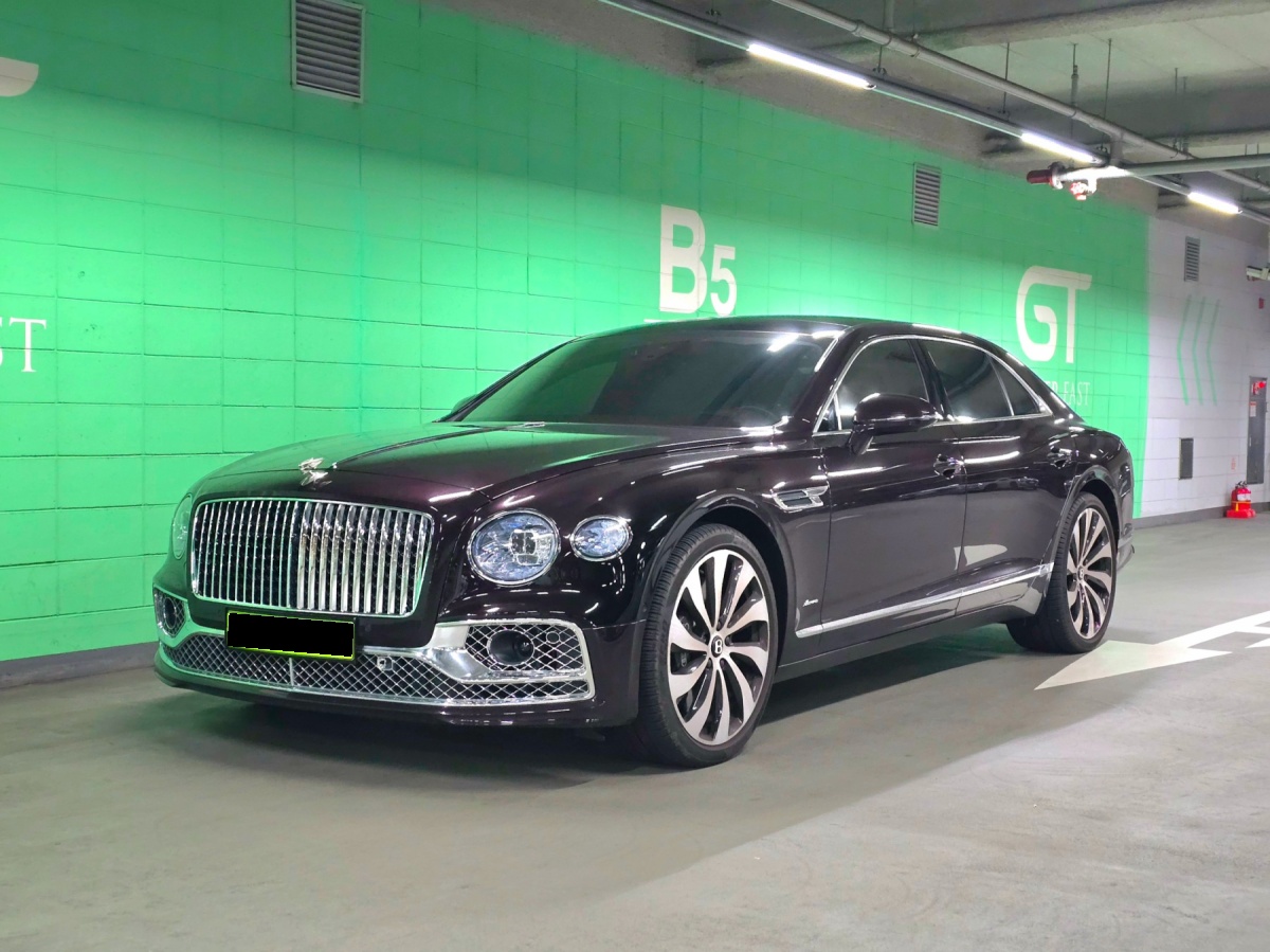 Bentley Flying Spur, 2024 — купить в Саратове под ключ
