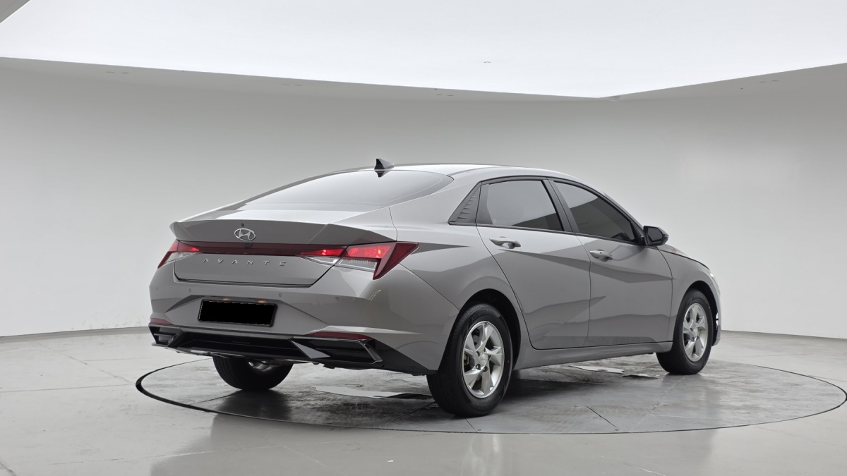 Hyundai Avante, 2022 — фото 2 из 12