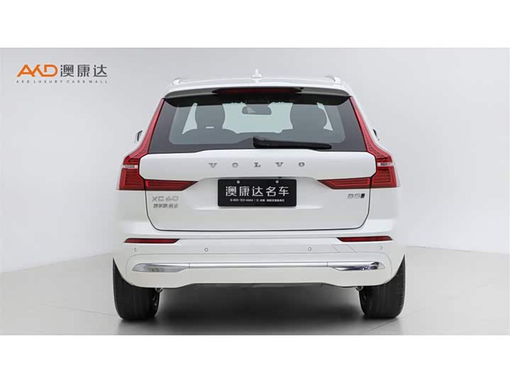 Volvo XC60, 2024 — фото 4 из 9
