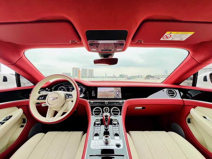 Bentley Continental GT, 2024 — фото 8 из 9