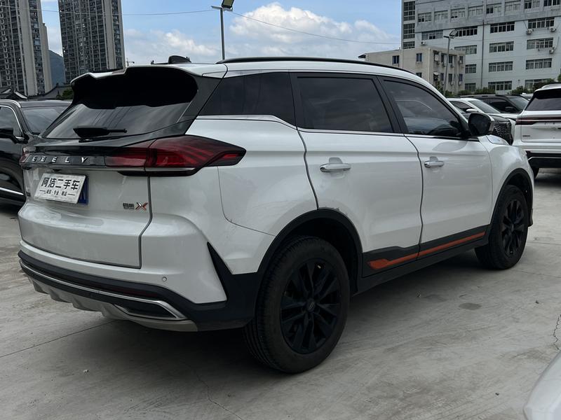 Geely Atlas, 2021 — фото 6 из 10