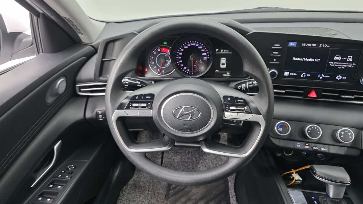 Hyundai Avante, 2022 — фото 8 из 12