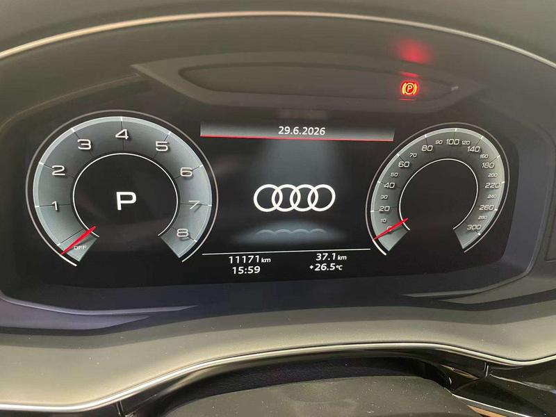 Audi Q7, 2024 — фото 8 из 11