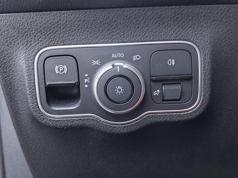 Mercedes-Benz GLB-Class AMG, 2023 — фото 10 из 12