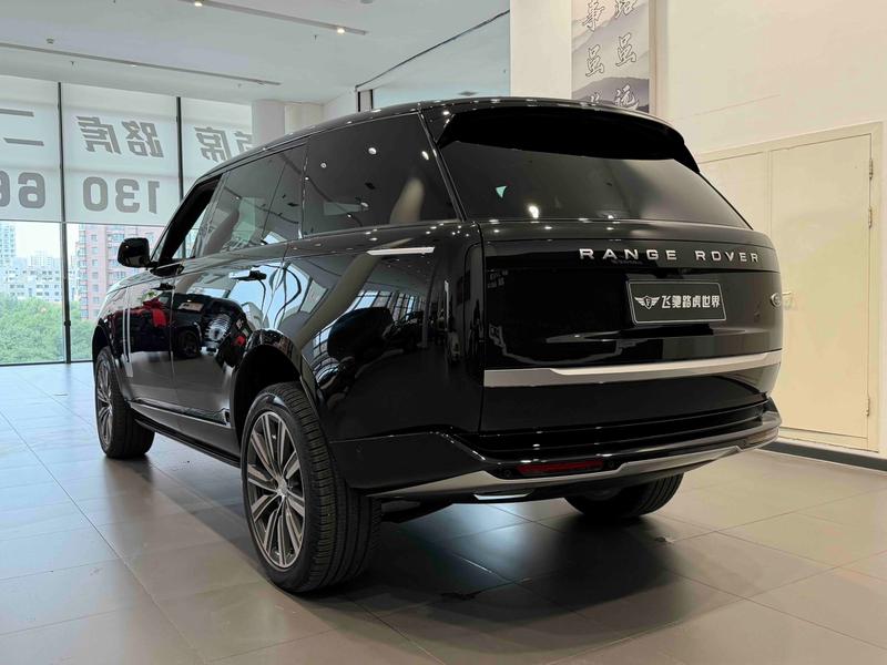 Land Rover Range Rover, 2025 — фото 4 из 12
