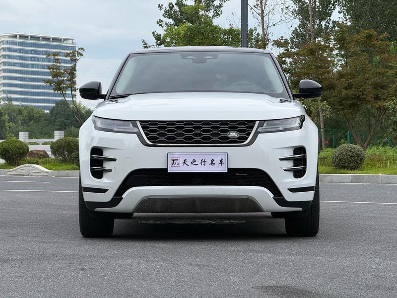 Land Rover Range Rover Evoque L, 2023 — фото 2 из 12