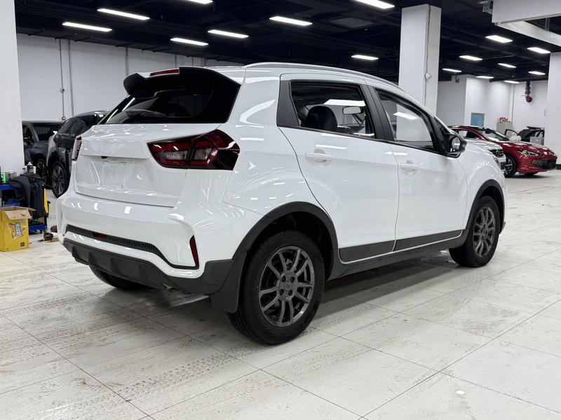 Geely Vision X3, 2021 — фото 6 из 12