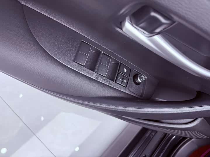Toyota Levin, 2022 — фото 8 из 9