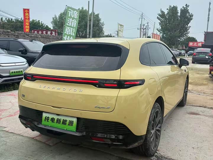 Leapmotor Lafa5, 2025 — фото 7 из 7