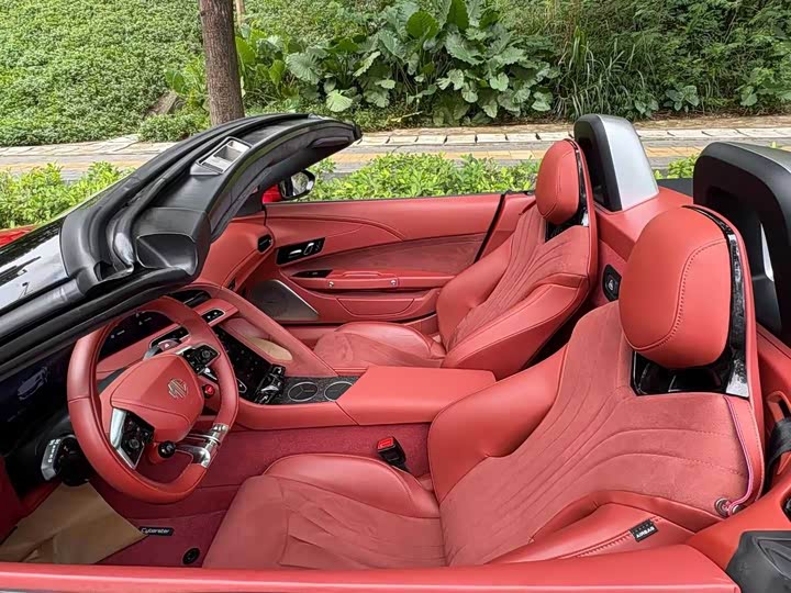 MG Motor Cyberster, 2023 — фото 9 из 9