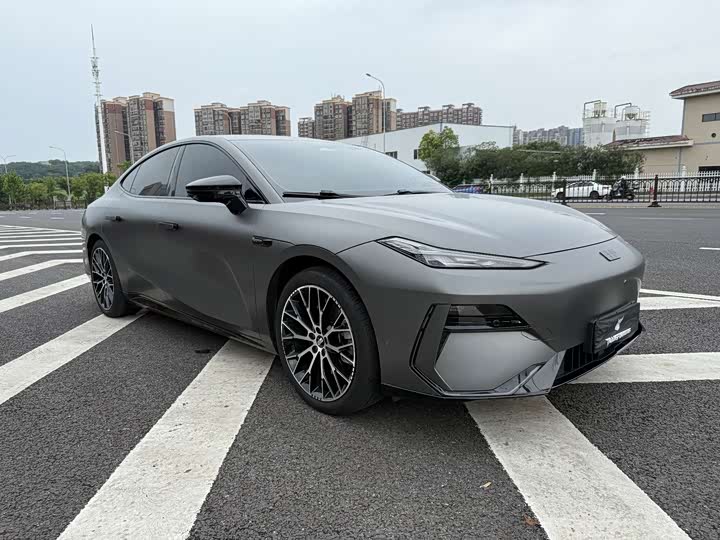 Geely Galaxy E8, 2024 — фото 3 из 9