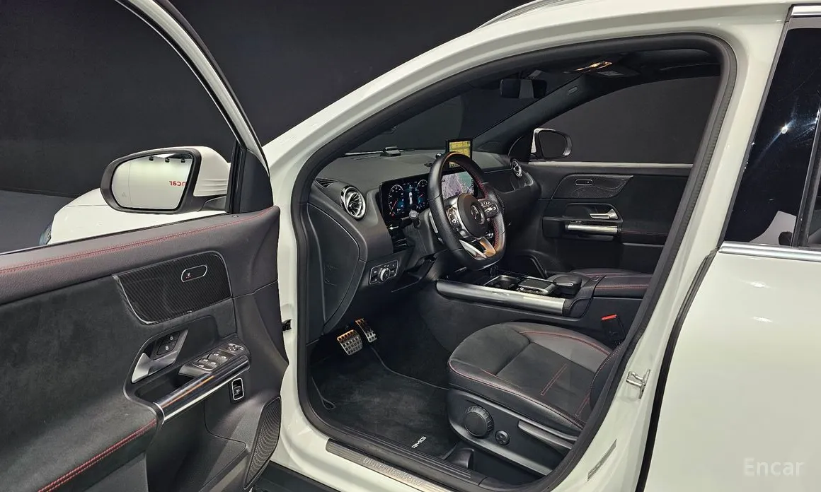 Mercedes-Benz GLA-Class, 2022 — фото 11 из 12