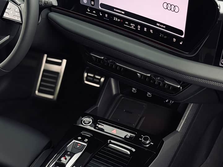 Audi A6L e-tron, 2026 — фото 7 из 9