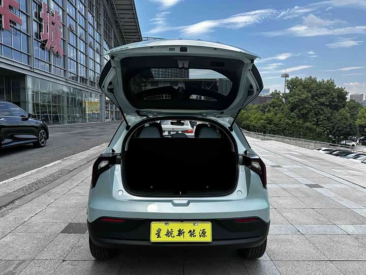 Geely Geometry E Firefly, 2023 — фото 9 из 9